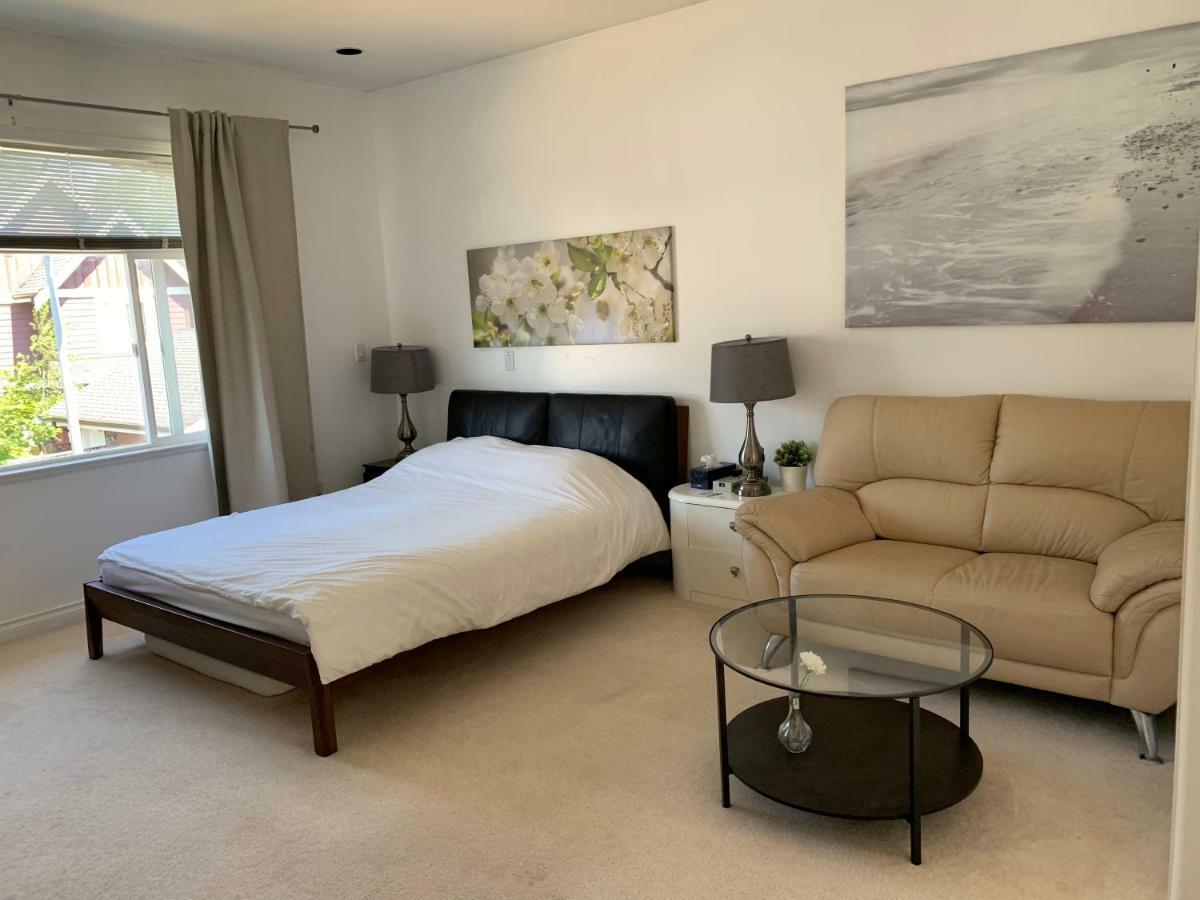 Xin Xin House Bed & Breakfast Richmond Eksteriør bilde